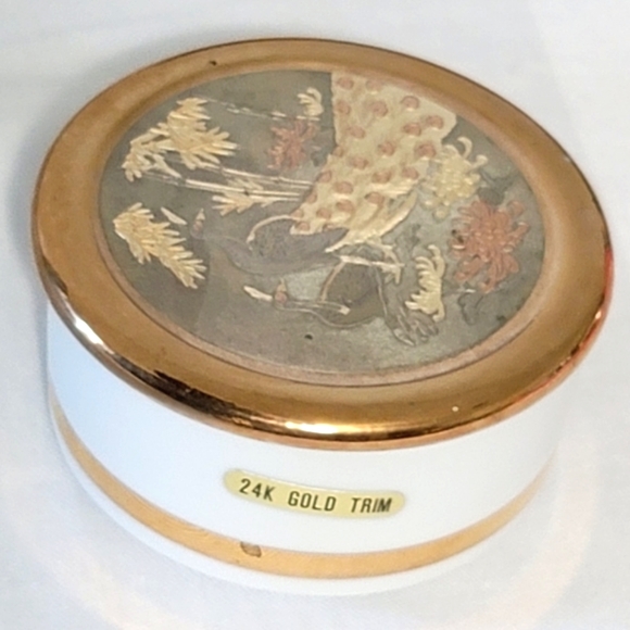 The Art of Chokin trinket dish, 24K trim, 3 1/3" diameter. - Picture 2 of 8